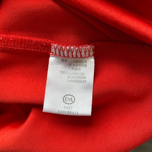 C&A Red Drapey Crewneck | Women Size 4/M, Youth XL/XXL - Picture 4 of 4